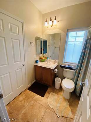 Building Photo - 348 Hanbury Manor Ln
