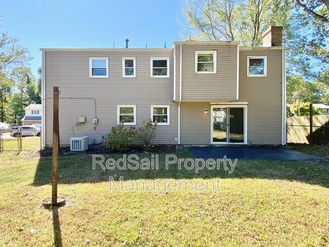 Building Photo - 146 Linbrook Dr