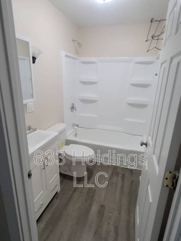 Building Photo - 410 Kutz Ln