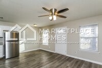 Building Photo - 1127 S 11th St