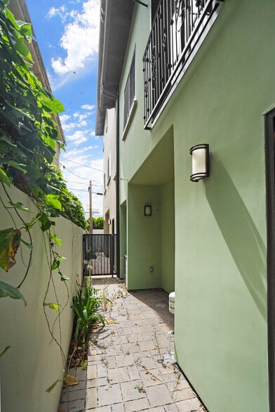 Building Photo - 11575 Lemp Ct