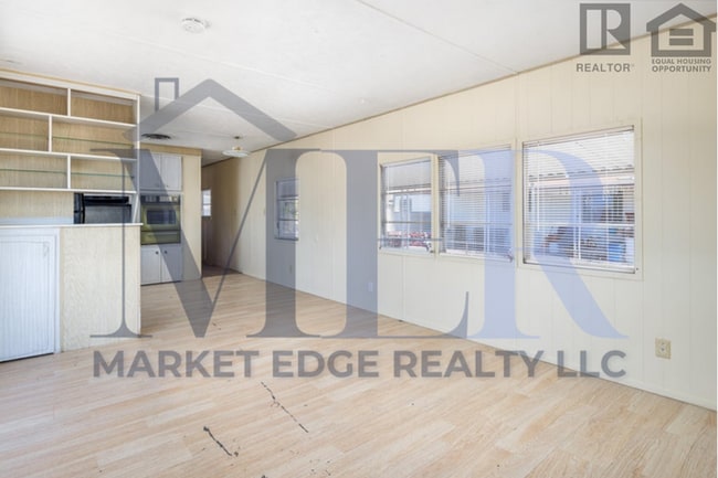 Building Photo - 2Bed/1Bath Mobile Home In Mesa! $1199 MOVE-IN SPECIAL! Move-In Ready on 3/12/2026!