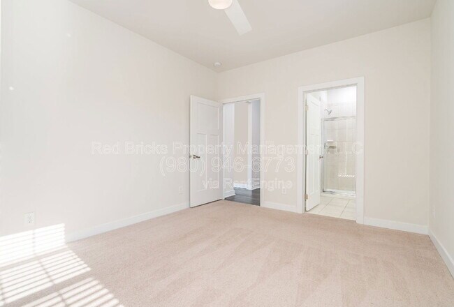 Building Photo - 7214 Waterwheel St SW