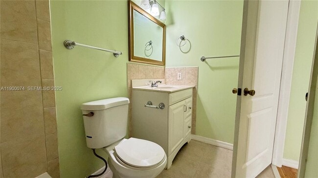 Building Photo - 870 NE 212th Terrace