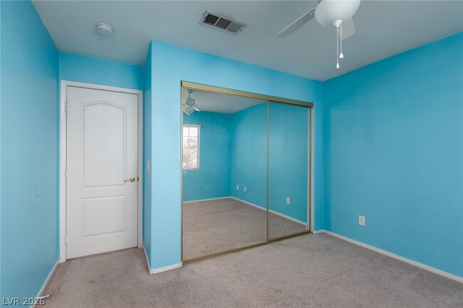 Building Photo - 2137 Polynesia Cir