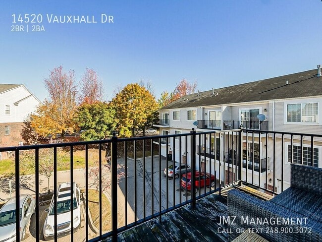 Building Photo - 14520 Vauxhall Dr