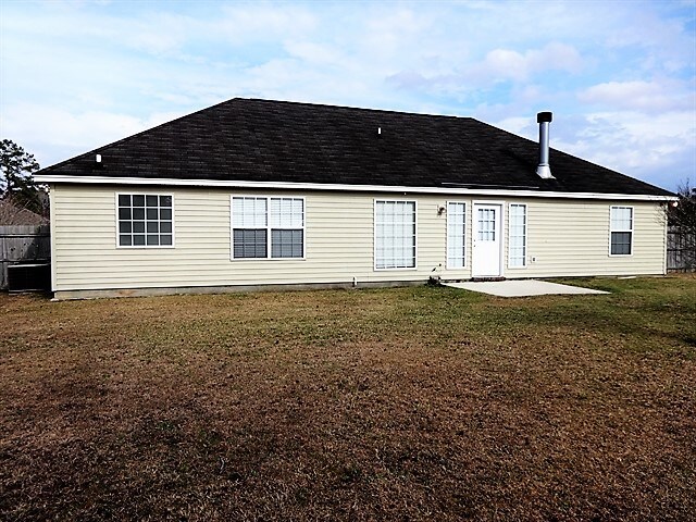 Building Photo - 5 Cassidy Ct