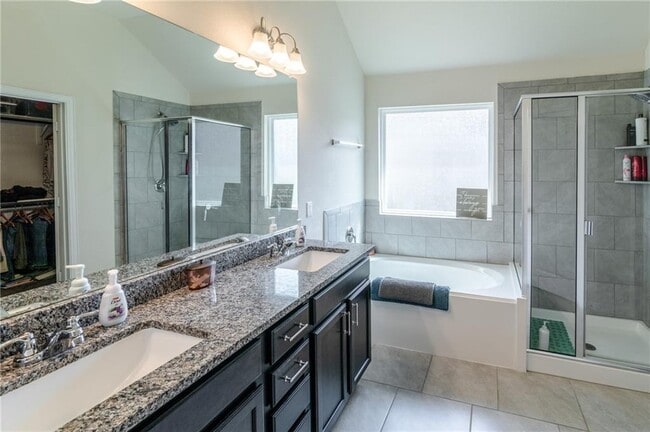 Building Photo - 219 Prato Pl