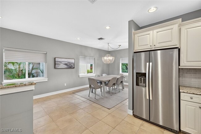 Building Photo - 740 5th Ave N