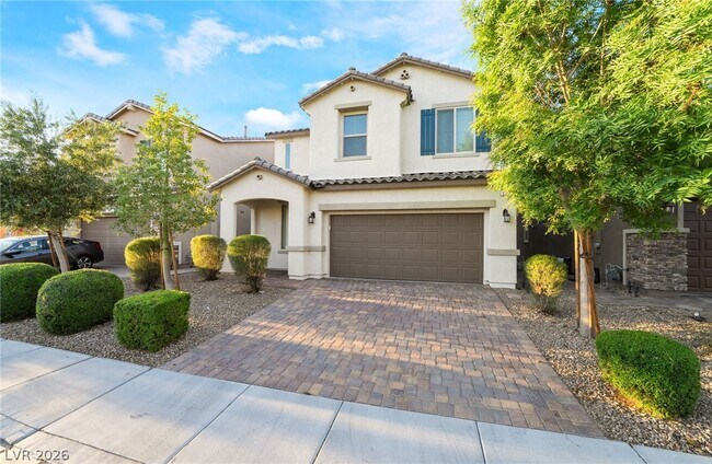 Building Photo - 121 Pictor Ave