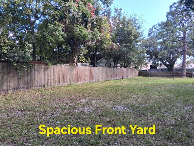 Building Photo - 1065 Winthrop St