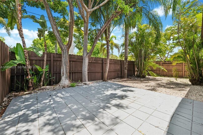 Building Photo - 11333 SW 112th Cir Ln N