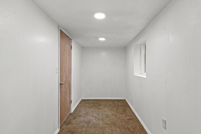 Building Photo - 1167 Ashford Dr