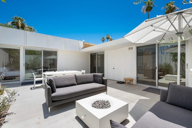 Building Photo - 72915 El Paseo