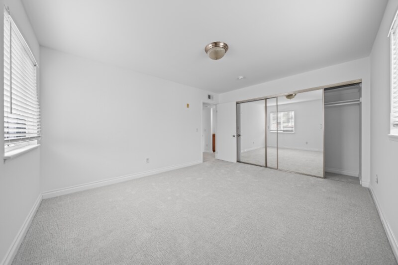 Building Photo - 1756 Essex St