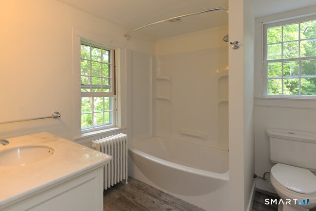 Building Photo - 15 Hawkins Rd