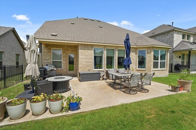 Building Photo - 3217 Flowering Peach Dr.