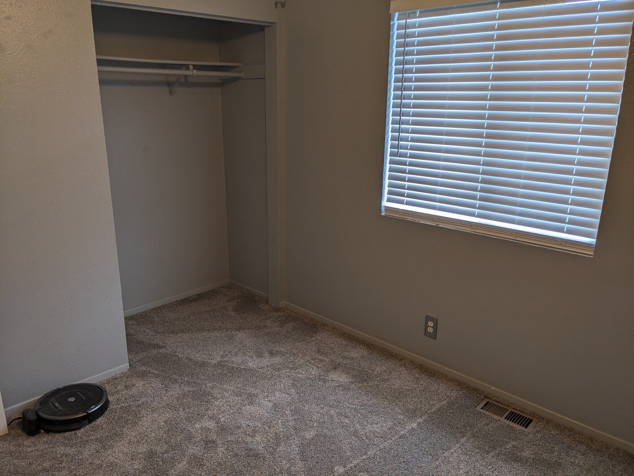 Building Photo - 2377 W Panama St