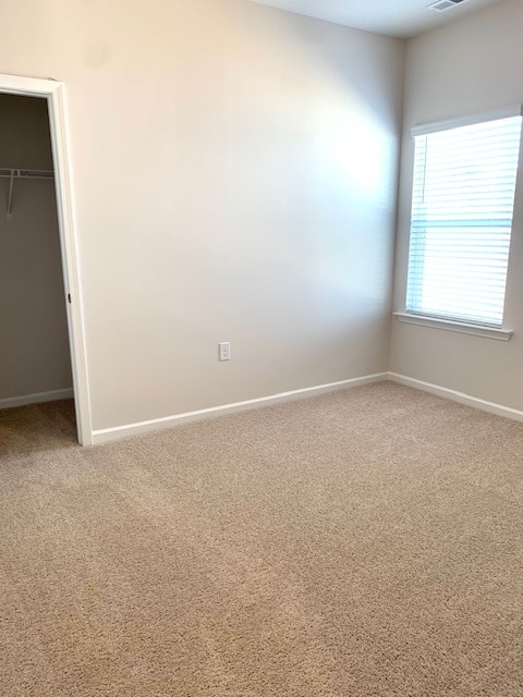 Building Photo - 4880 Pioneer Dr