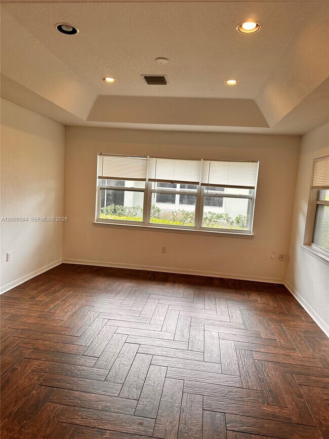 Building Photo - 1804 Blue Heron Ln