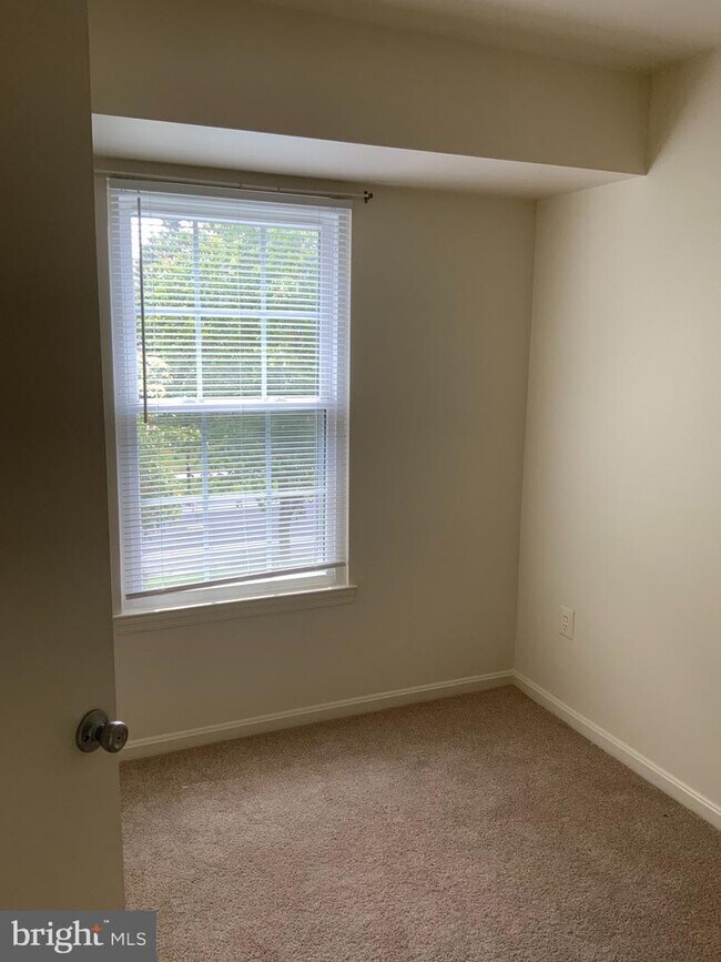 Building Photo - 14905 Cleese Ct