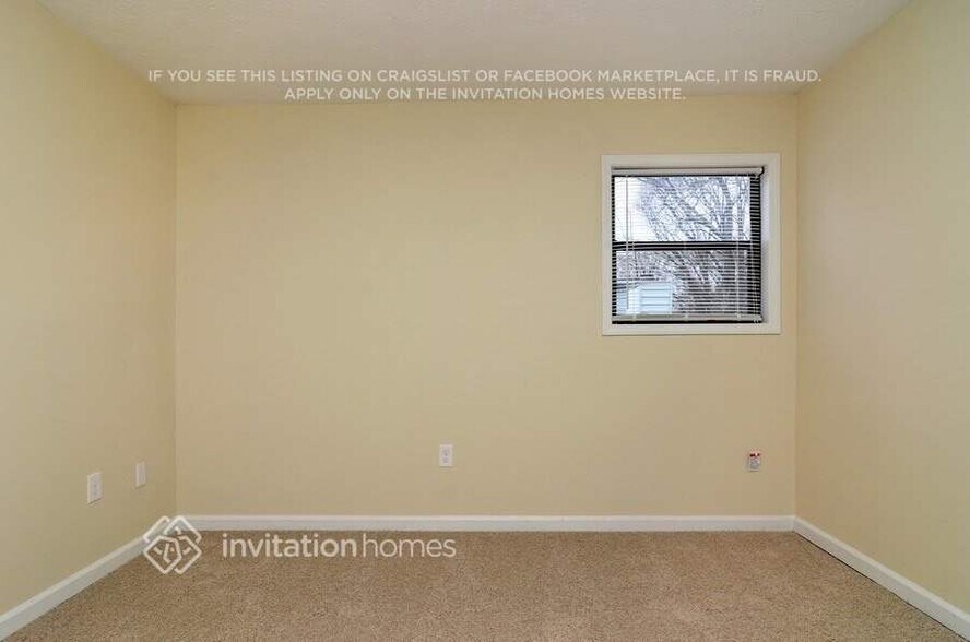 Building Photo - 6601 Valley Hill Dr