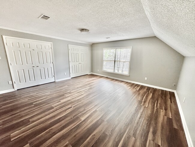 Building Photo - 8415 Woolrich Dr