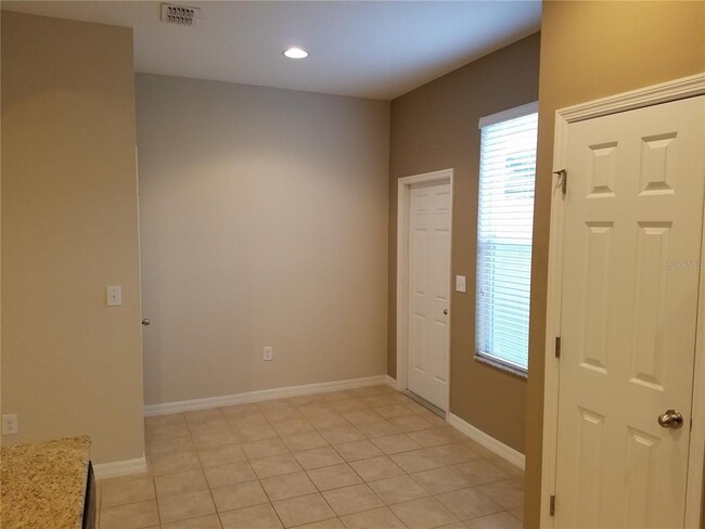Building Photo - 12610 Carlby Cir