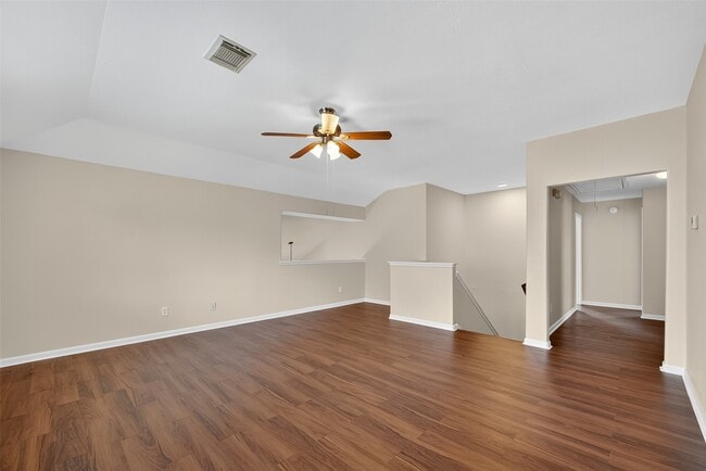 Building Photo - 2711 Shallow Falls Ct