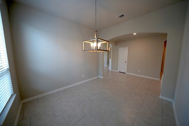 Building Photo - Immaculate First Time Rental in Potranco Run!