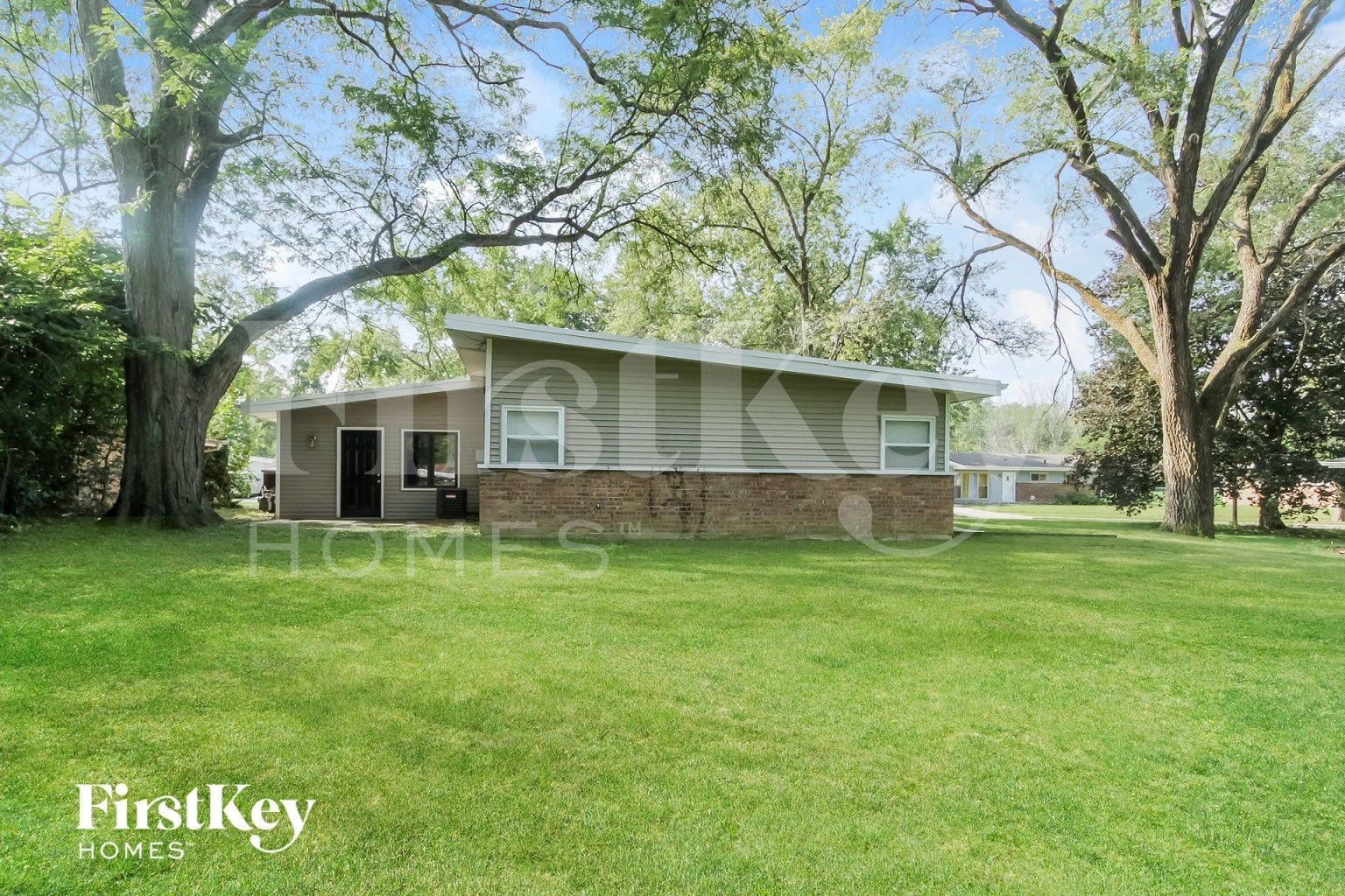 Building Photo - 484 Talala St