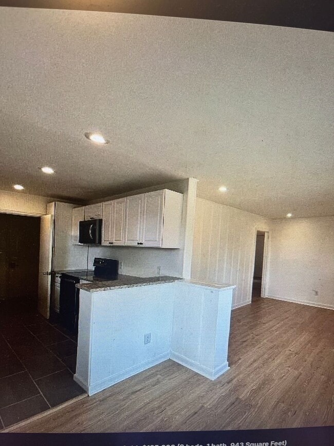 Building Photo - Newly 2 Bedroom Remolded Home Inglenook Area