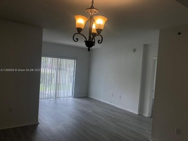 Building Photo - 9300 Fontainebleau Blvd