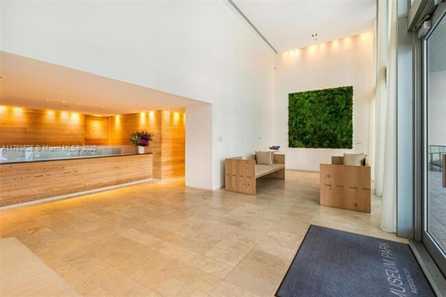 Building Photo - 1040 Biscayne Blvd
