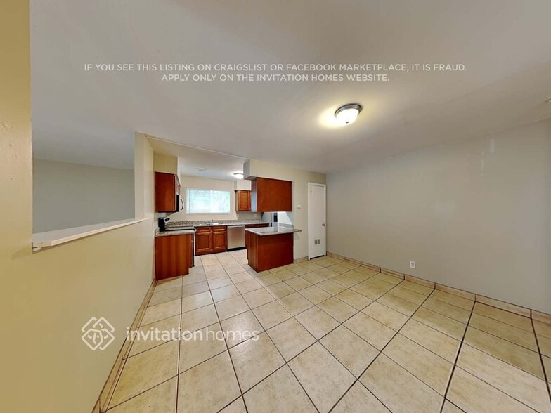 Building Photo - 6116 W Monterey Way