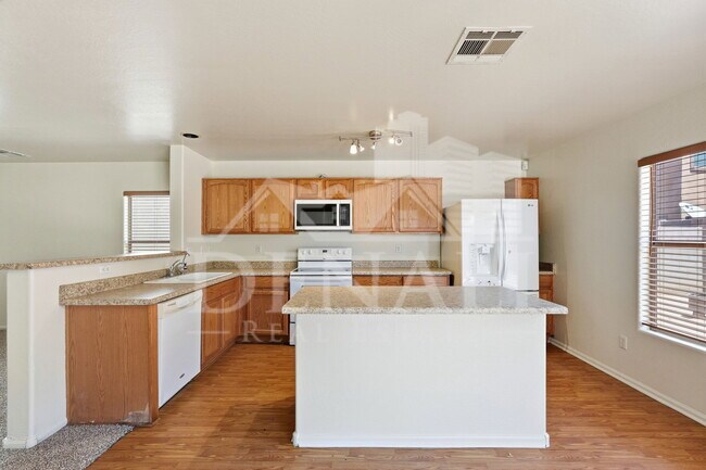 Building Photo - 4923 N 108th Dr