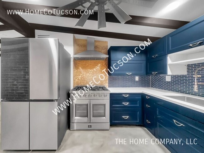 Building Photo - 4535 E Fairmount St
