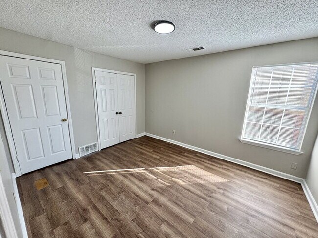 Building Photo - 4136 Garden Birch Cove