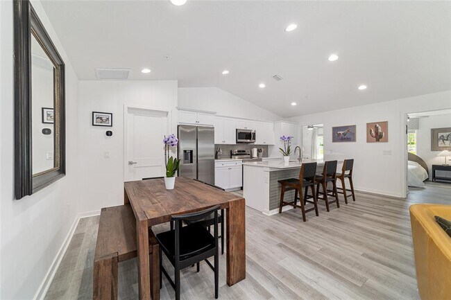 Building Photo - 4400 NW 74th Terrace