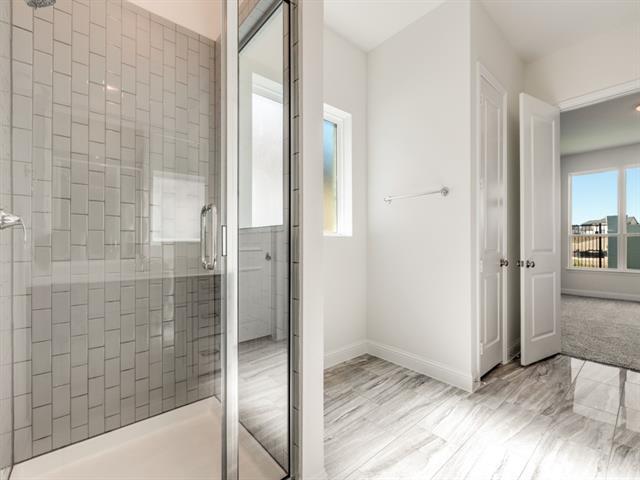 Building Photo - 604 Verona Dr