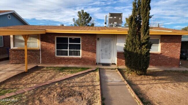Primary Photo - 5029 Tetons Dr