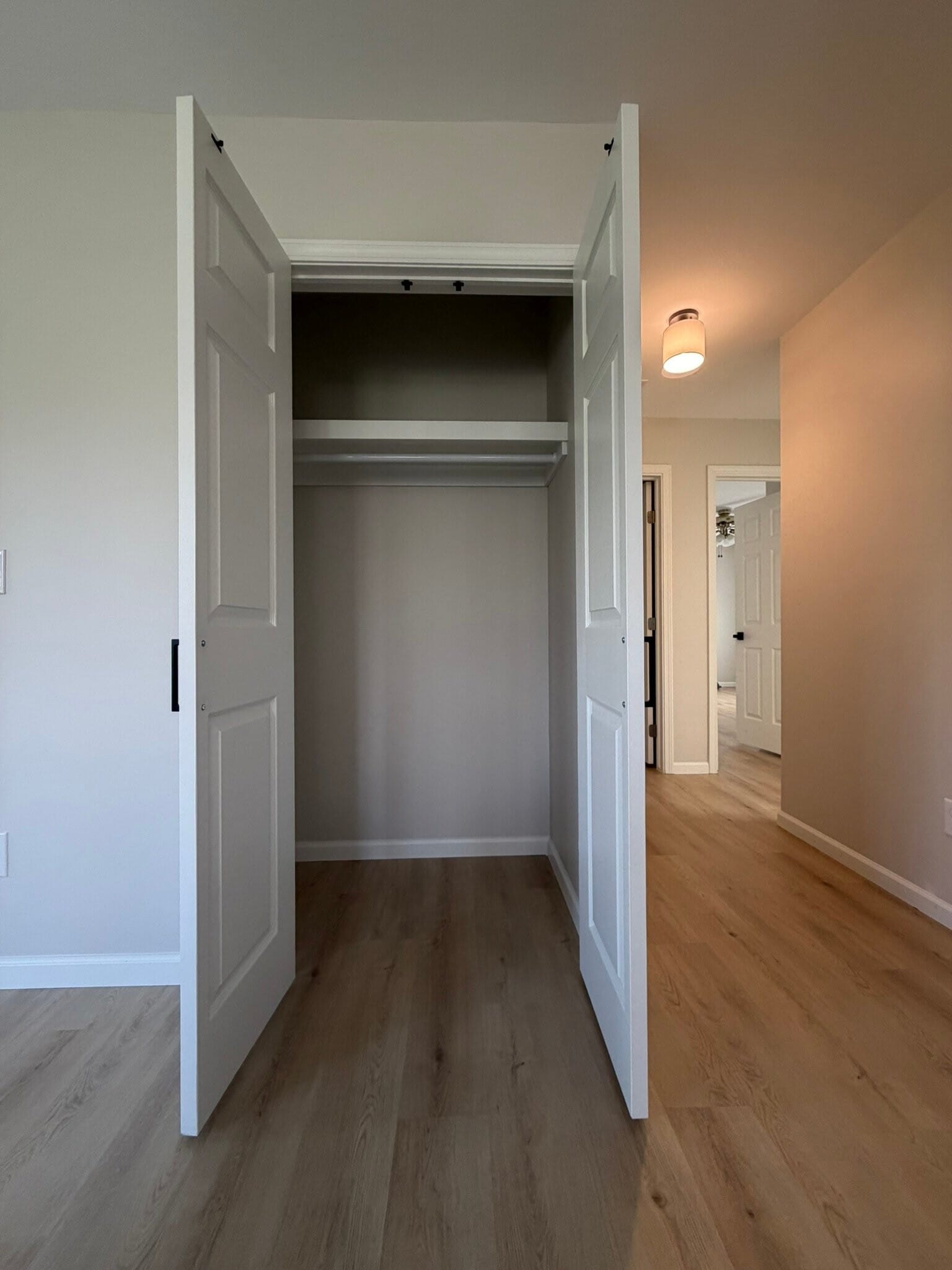 Building Photo - 16696 F-Drive N