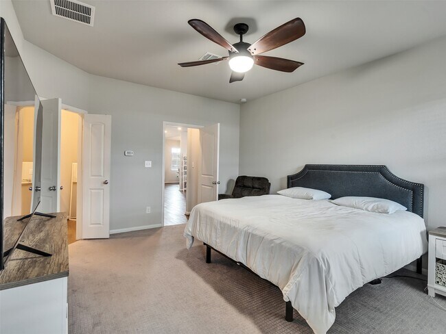 Building Photo - 507 Thunder Cloud Dr