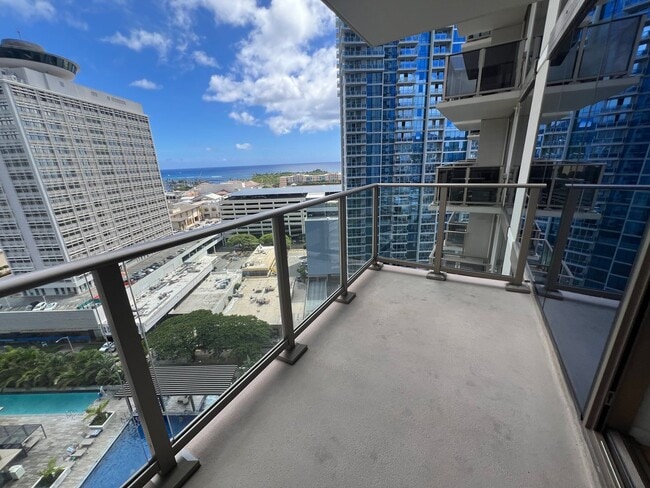 Building Photo - 1388 Kapiolani Blvd