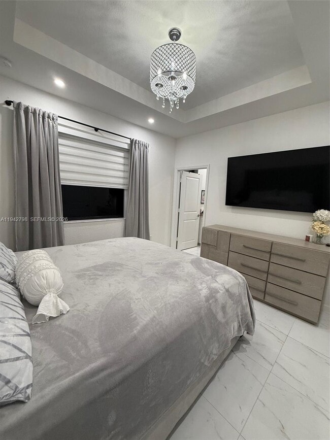 Building Photo - 21432 NE 2nd Path