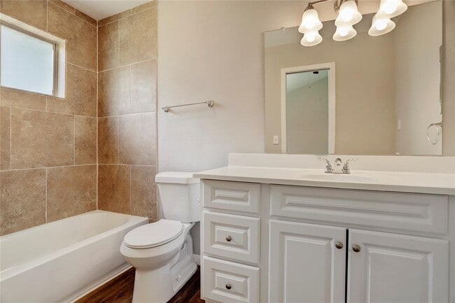 Building Photo - 25703 Pepper Ridge Ln