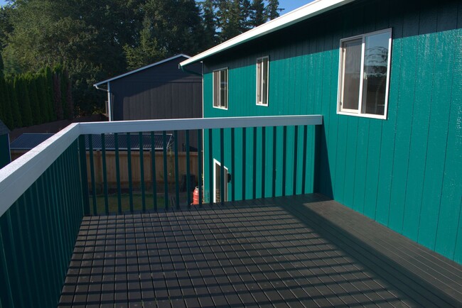 Building Photo - OPEN HOUSE SATURDAY 5/3/25 FROM 1:00-3:00 ...