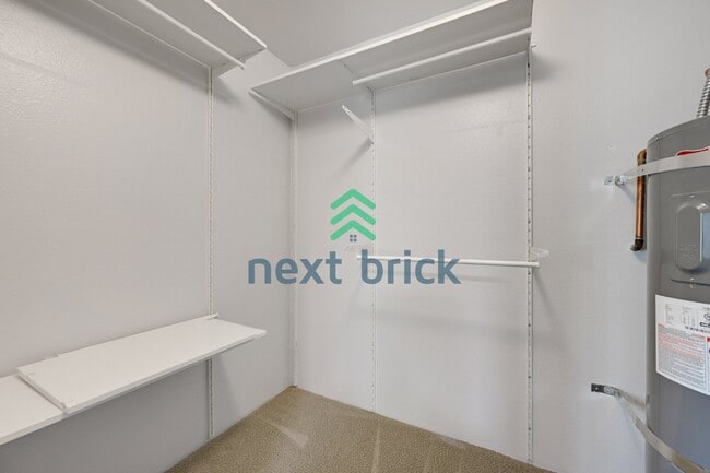 Building Photo - 2 Bedroom, 2 Bathroom Condominium Available for Rent