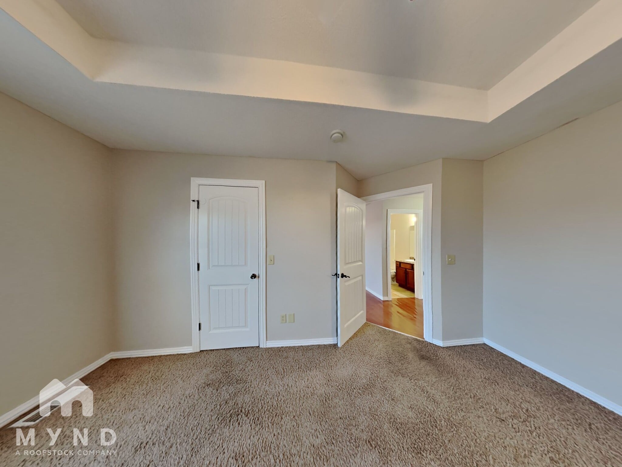 Building Photo - 5673 S Lexington Ave