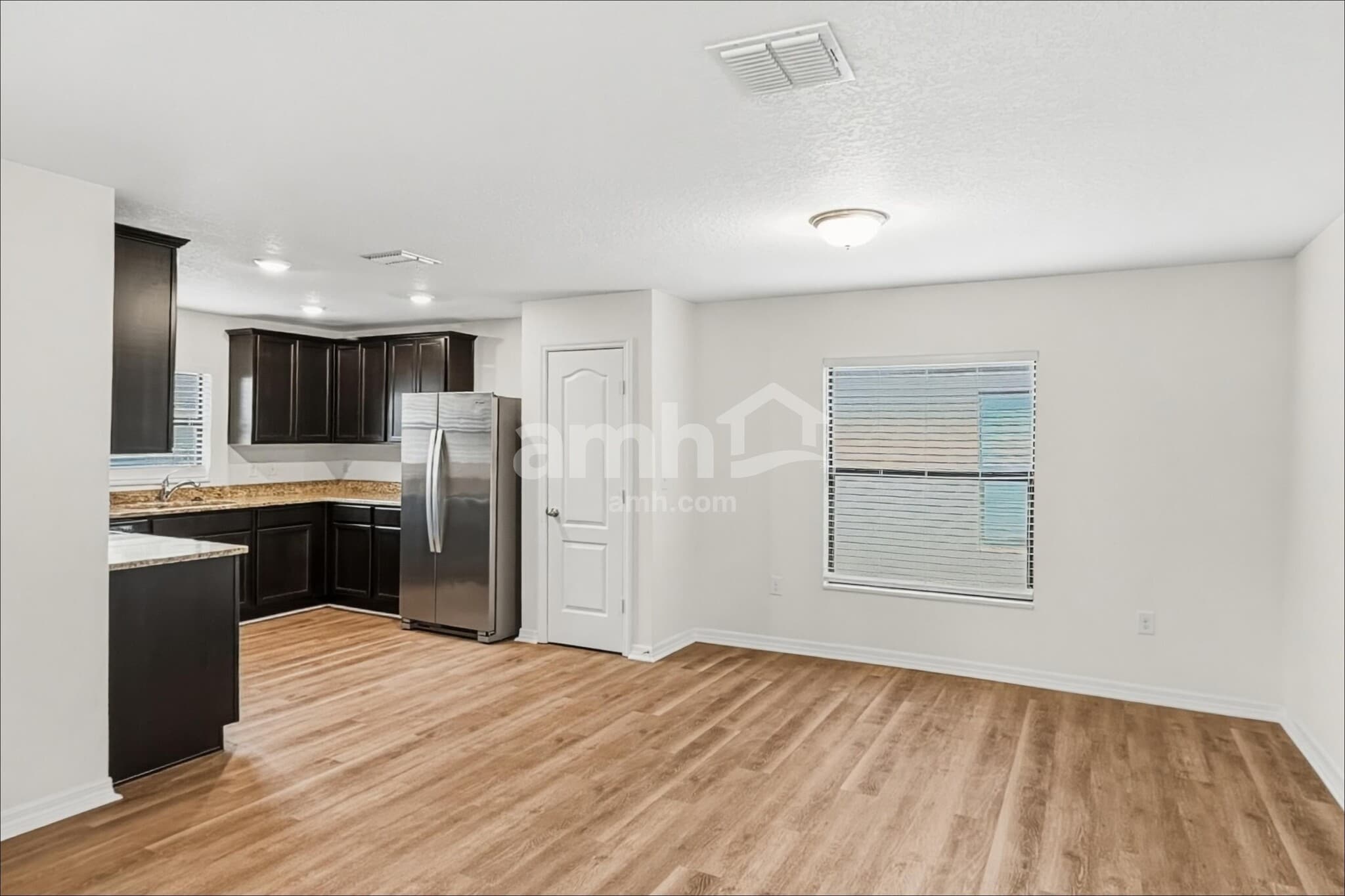 Building Photo - 1122 Brenton Leaf Dr